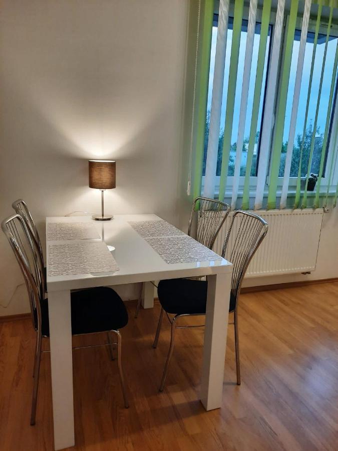 Apartment Prague-2 Rooms Free Parking Exterior photo